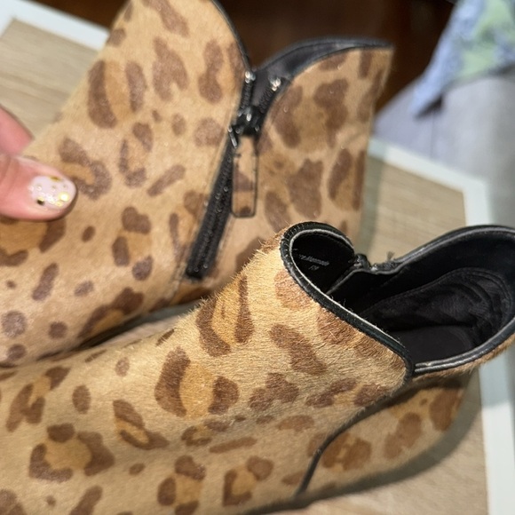 Cole Haan boots Elyse Real Fur Leopard Print Ankle 5.5 NEW leather pointed toe - Picture 3 of 5